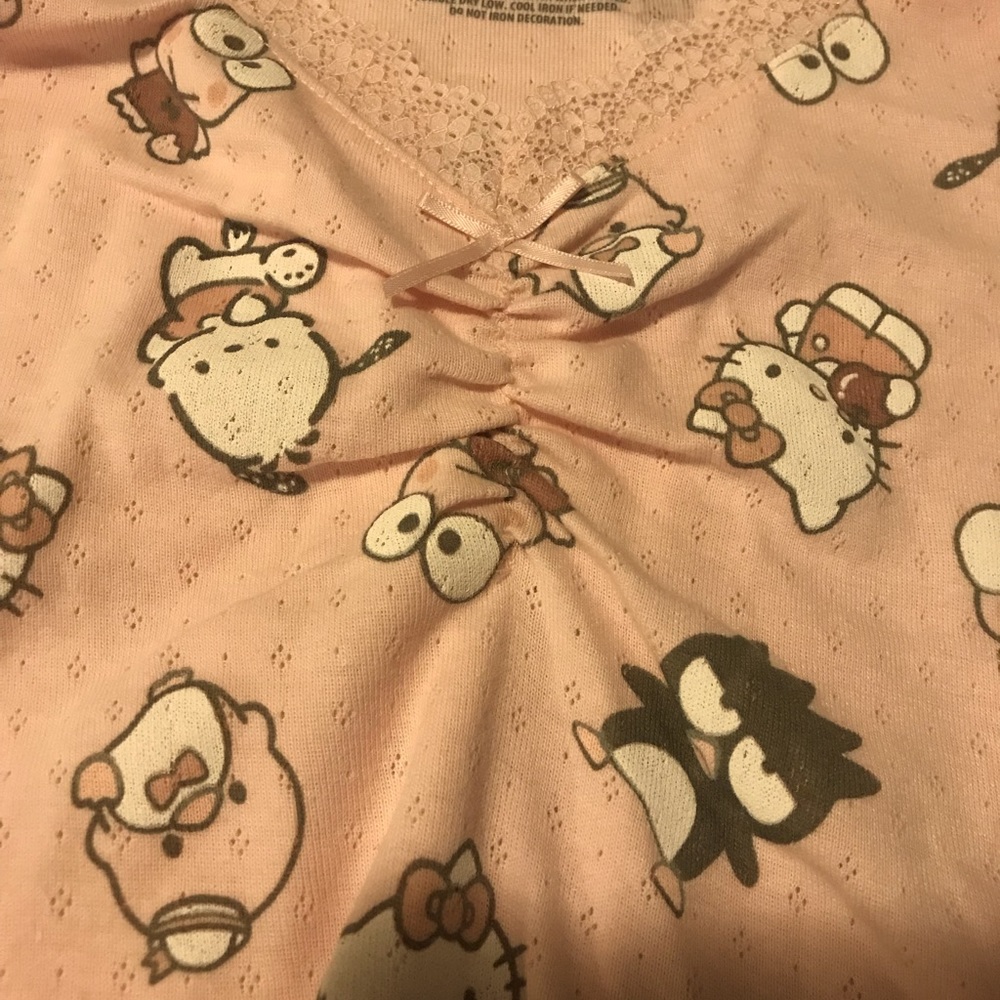 Hello kitty pink top